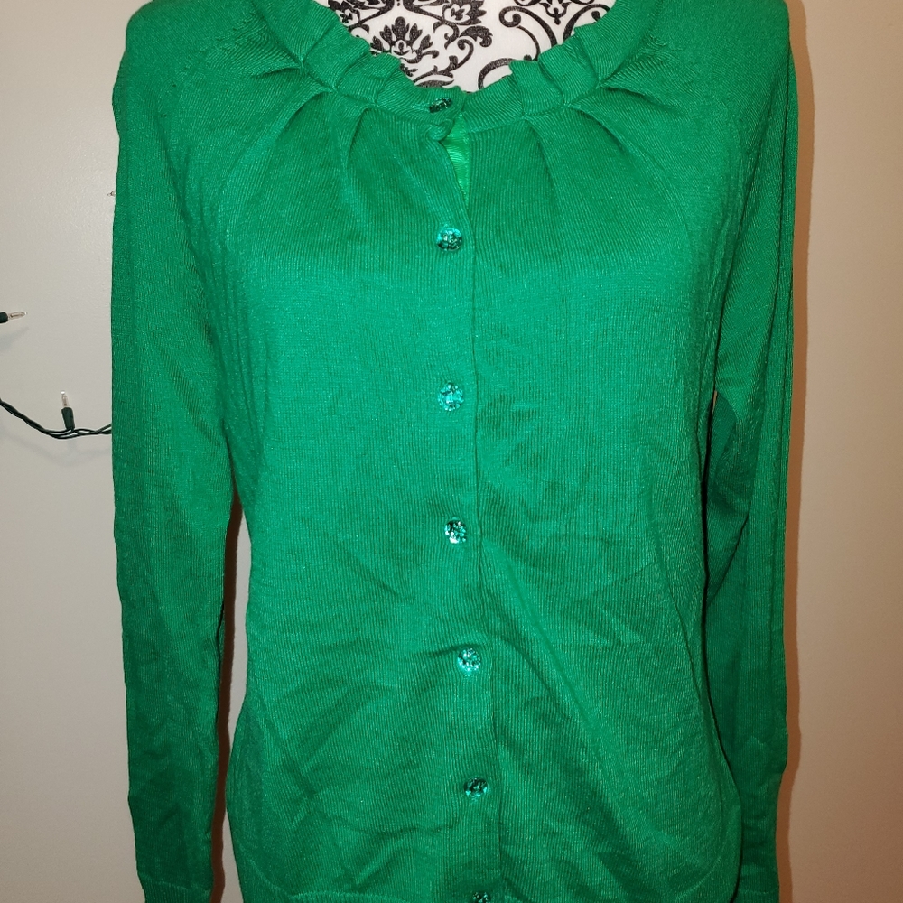 Button down sweater - Picture 8 of 8